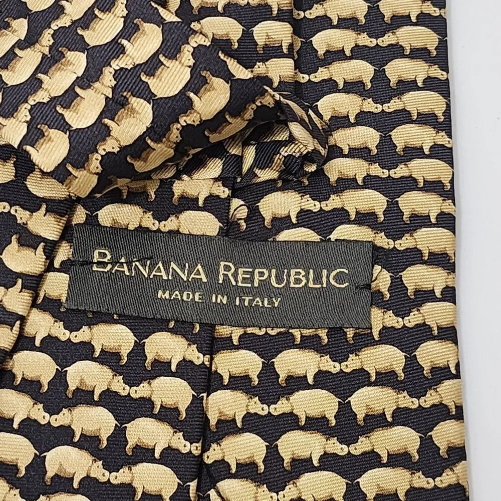 Vintage Banana Republic Silk Classic Neck Tie Italy Black Gold Hippo Novelty 56